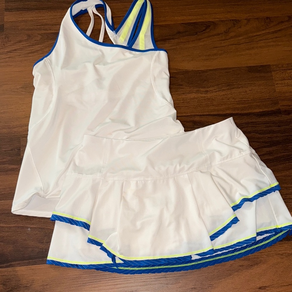 Lucky in Love White Skirt and tank set. Tank size small , skort size M.